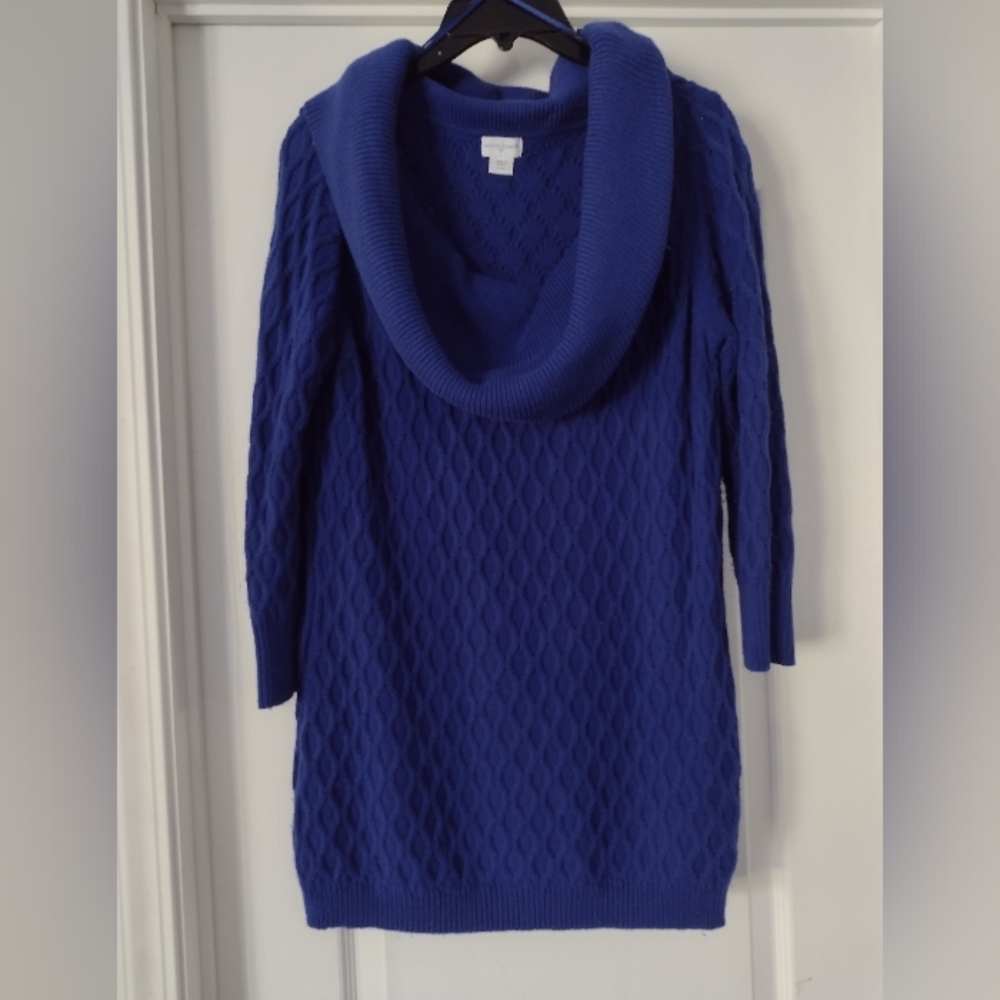 Jaclyn Smith XL cowl neck sweater